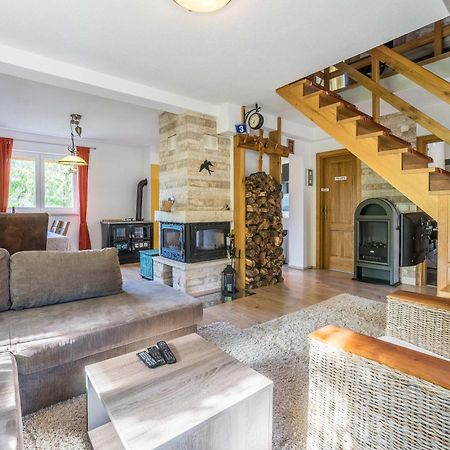 Villa Suzana'S Nature Hideout Gospić Dış mekan fotoğraf