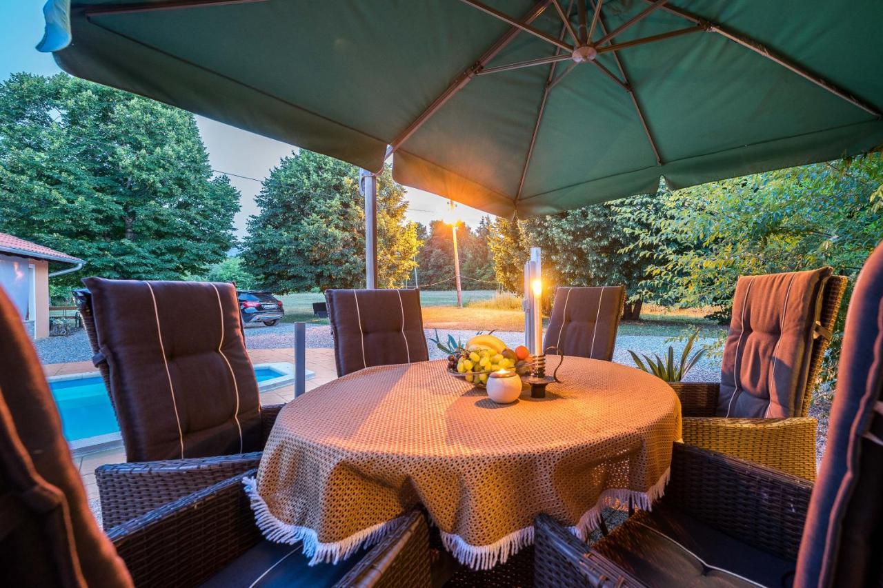 Villa Suzana'S Nature Hideout Gospić Dış mekan fotoğraf